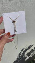 Load and play video in Gallery viewer, Adjustable Pearl Lariat Necklace in 14K Gold Vermeil
