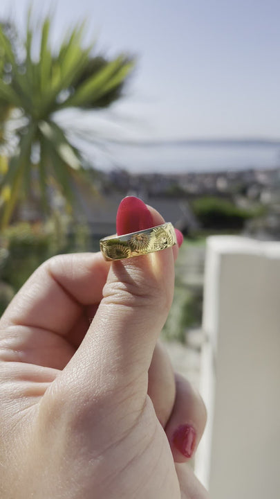 Chunky Palm Band Ring in 14K Gold Vermeil